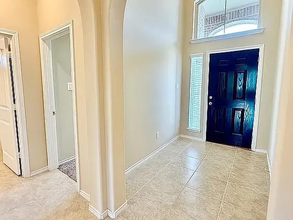 15841 Oak Pointe Dr — Photo 11