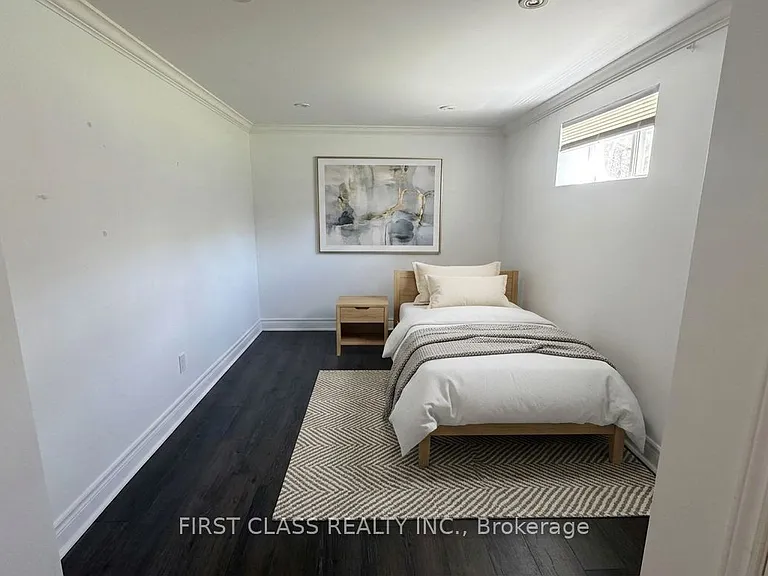 109 Goulding Ave — Photo 10