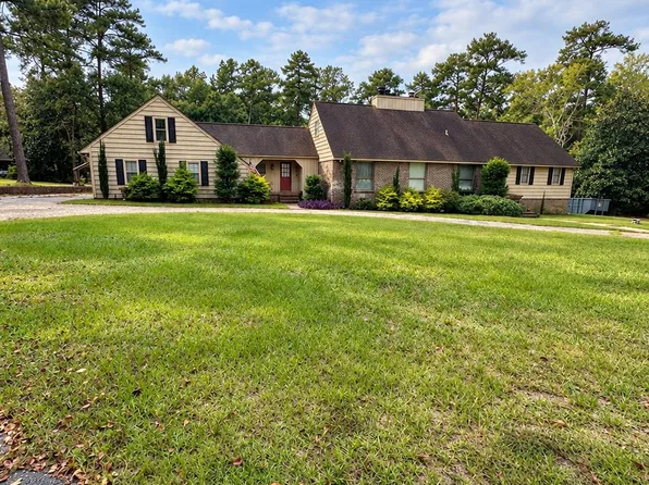 1010 Stratford Ct, Andalusia, AL 36420
