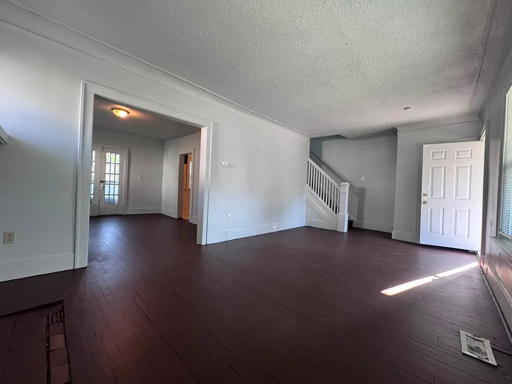 2474 Fullerton St - 1 — Photo 3