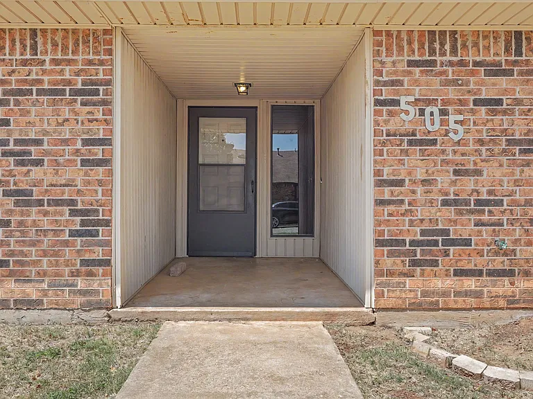 505 NW 137th St — Photo 26