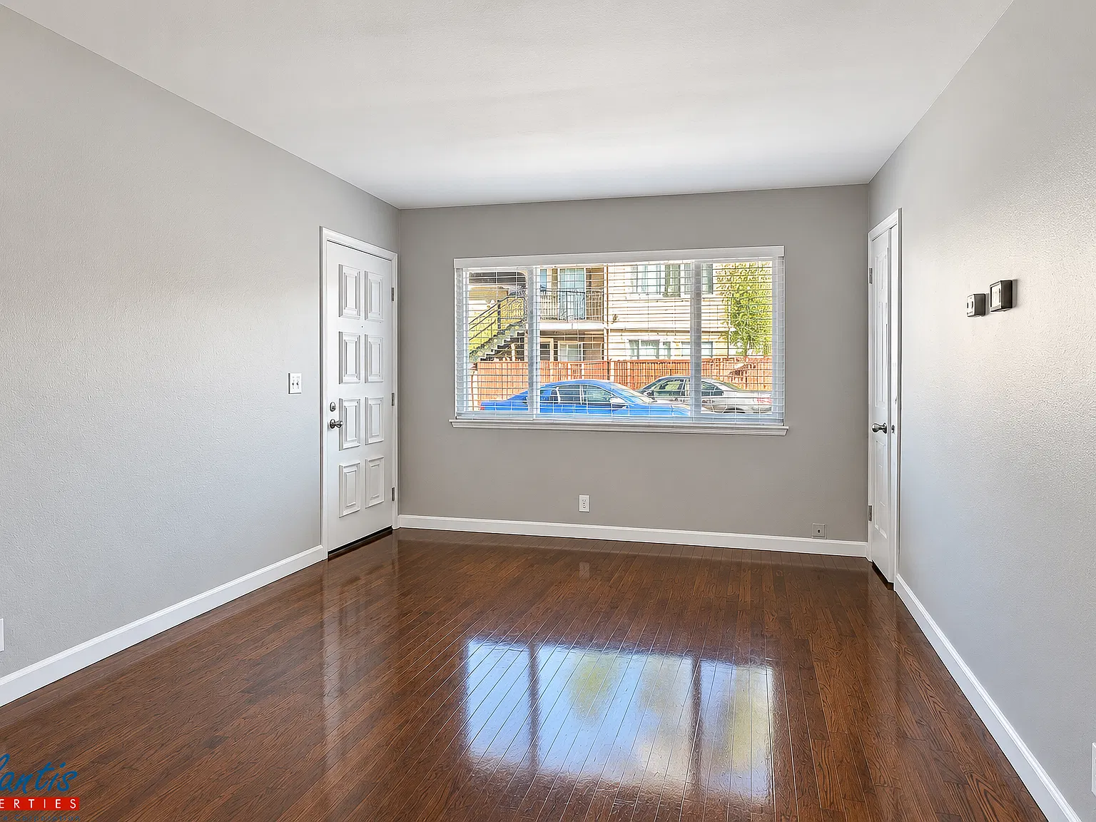 2 bed, 748 sqft, $2,595 — Photo 3