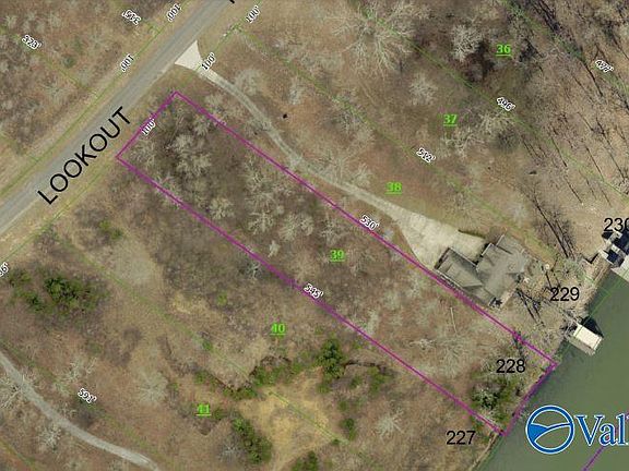 2nd image of 2149 Lookout Mountain Dr