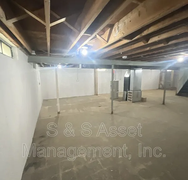 4106 Stillwell Ave — Photo 33