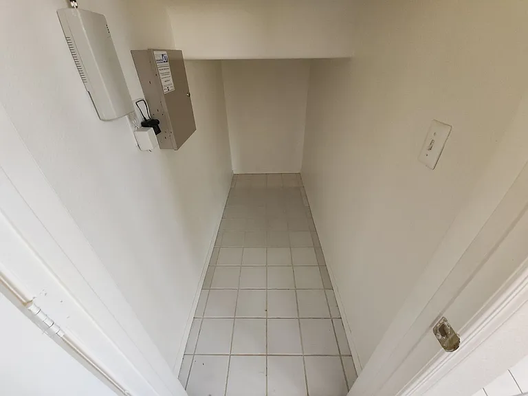 9907 Sparrow Ridge Ave — Photo 19