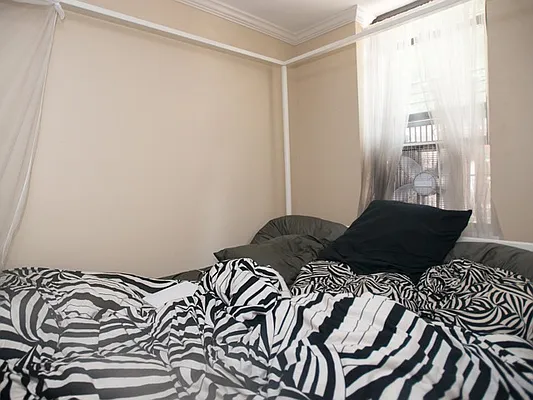 Rented by Compass | media 33