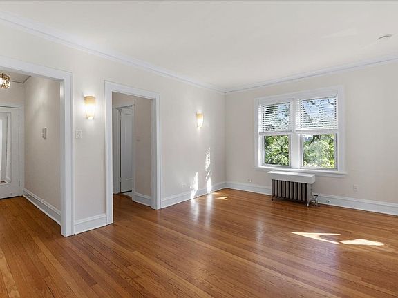 5th image of 1731 W Thorndale Ave #2A