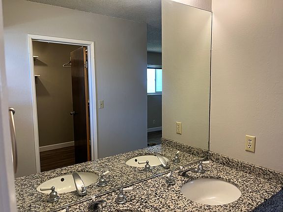 3rd image of 3595 Buckhorn Way