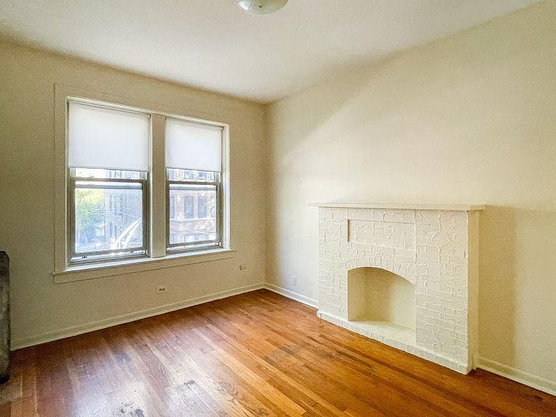 1st image of 1415 W Albion Ave #2