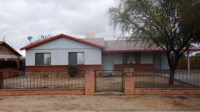 1st image of 7472 W Calle Lerdo