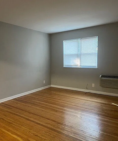 3005 Mid Dale Ln — Photo 3