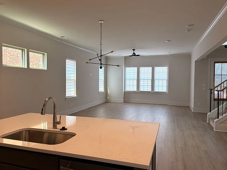 4208 Longmoor Rd — Photo 3