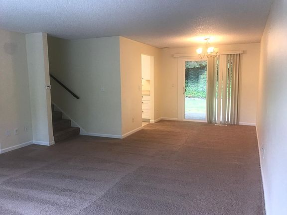 4th image of 4119 4th Street Pl SW #B
