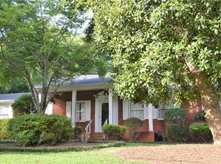 2058 13th St NE, Hickory, NC 28601