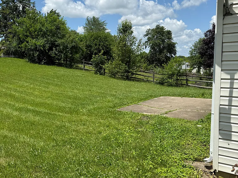 6963 Autumn Glen Dr — Photo 33