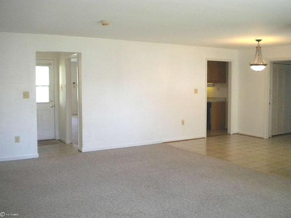 5th image of 13104 Dumbarton Dr