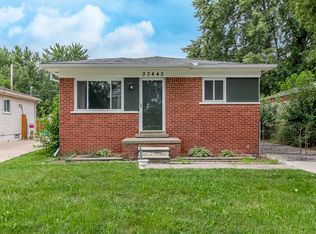 33443 Fernwood St, Westland, MI 48186