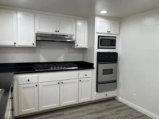 Gresham Townhomes — Photo 10