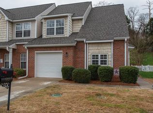 322 Valley Brook Ln SE, Concord, NC 28025