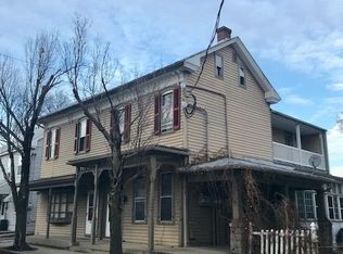 145 S Main St #B, Manheim, PA 17545