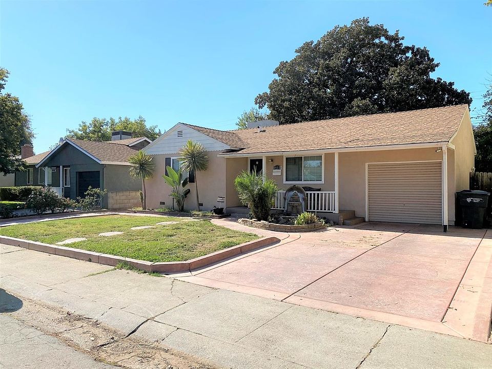 1st image of 4972 49th St