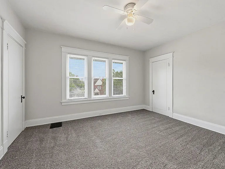 3713 Frances Ave — Photo 33