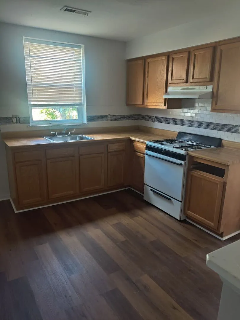 1422 W Allegheny Ave, — Photo 2