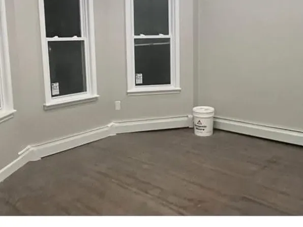 8511 90th St Floor 2, Woodhaven, NY 11421