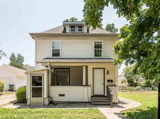 711 Humboldt St, Manhattan, KS 66502