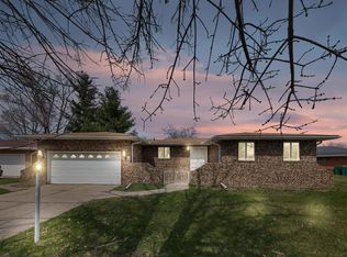 2706 W 63rd Ave, Merrillville, IN 46410