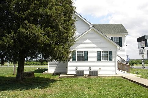 3rd image of 23819 Shore Hwy