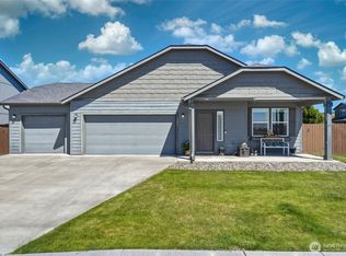 1471 SW Greeley St, College Place, WA 99324