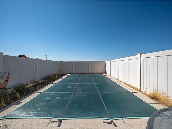3rd image of 751 Bunarch Rd