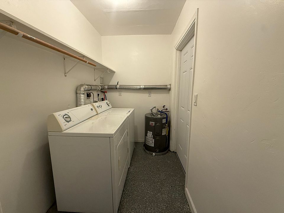 1st image of 1640 NE 4th Pl APT 2