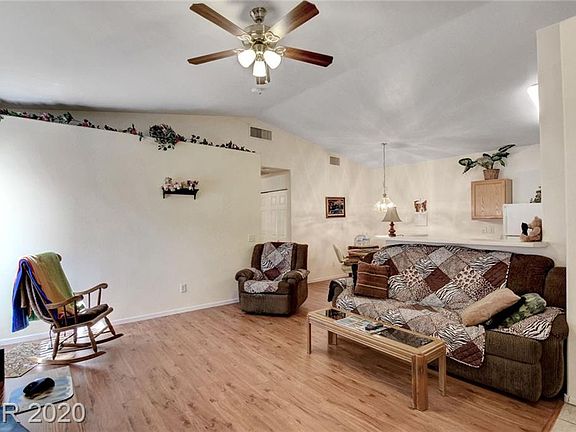 5th image of 2152 Quarry Ridge St Unit 201