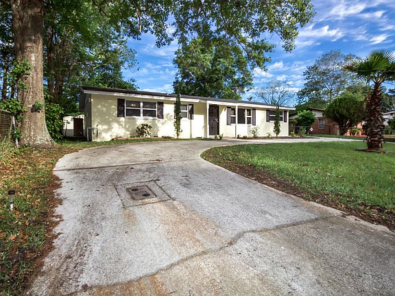 2nd image of 7402 Dostie Dr E