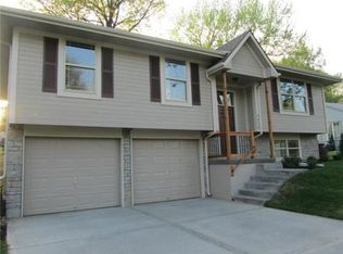 5420 Laurel Ave, Raytown, MO 64133