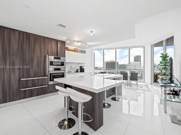 851 NE 1st Ave #1410, Miami, FL 33132