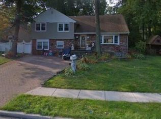 235 Belaire Dr, Mount Laurel, NJ 08054