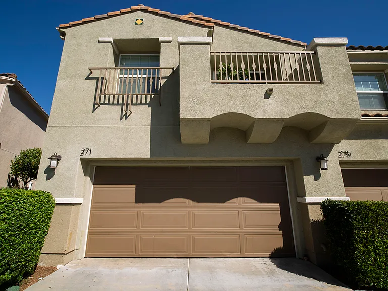 271 Trilogy St — Photo 2