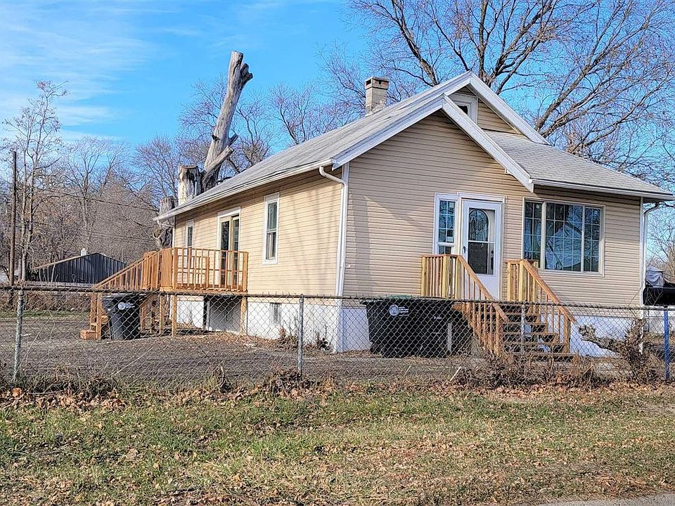 1st image of 4742 N 17th St