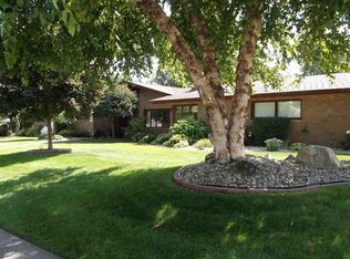 1706 Inwood Rd, South Bend, IN 46614