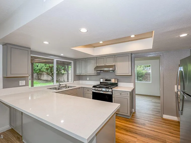 5143 Caspar Ave — Photo 9