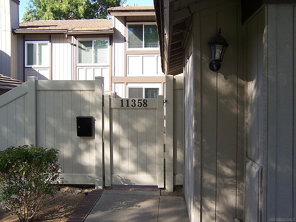 3rd image of 11358 Matinal Cir