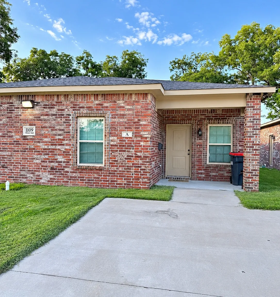 2 bed, 1140 sqft, $1,200 — Photo 1