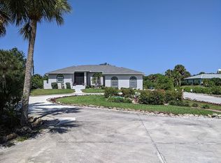 660 S Oxford Dr, Englewood, FL 34223
