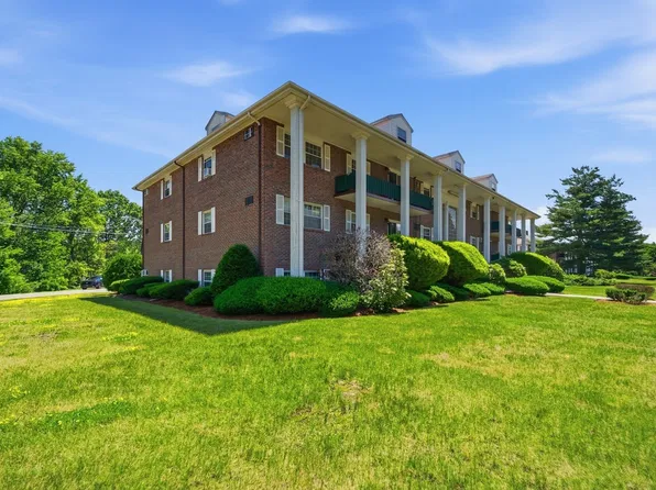 257 N Main St Unit 8, Andover, MA 01810