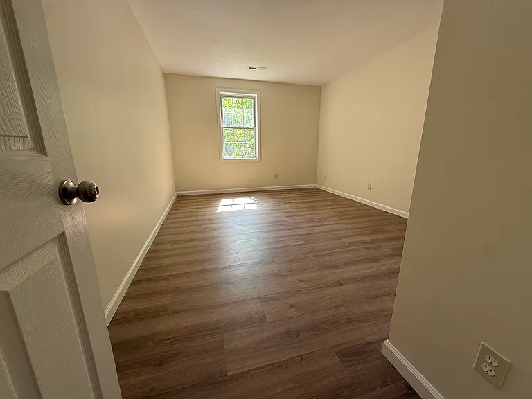 28 Crestview Dr #LHS — Photo 14