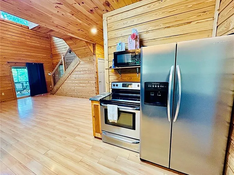 4067 Fincher Dr — Photo 11