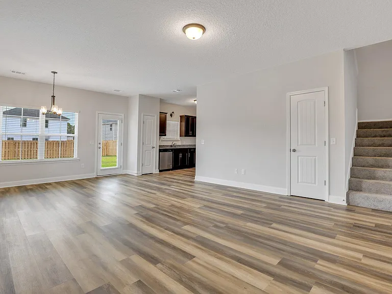 1212 Grayson Ave — Photo 3
